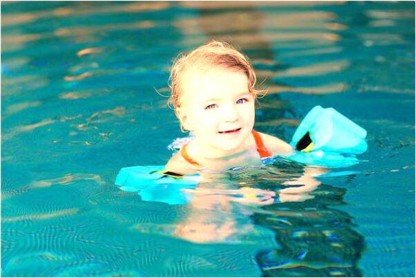 夢見回家下起雨是好事還是壞事_周公解夢官網