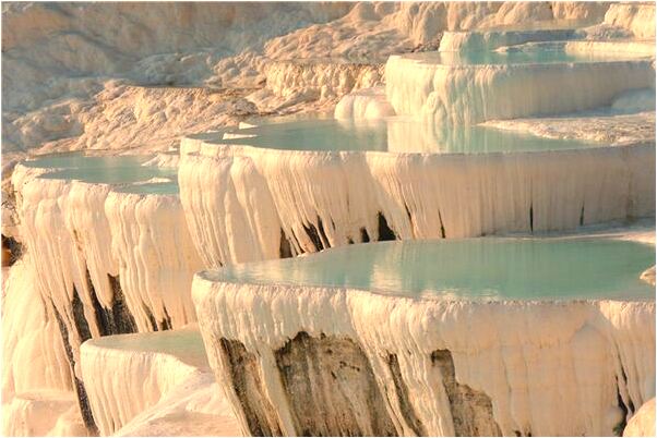 夢到了和好多人一起吃飯是什麼預兆_周公解夢官網
