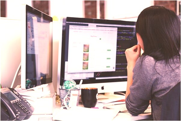 夢見別人拿汽油來燒自己啥意思_周公解夢官網