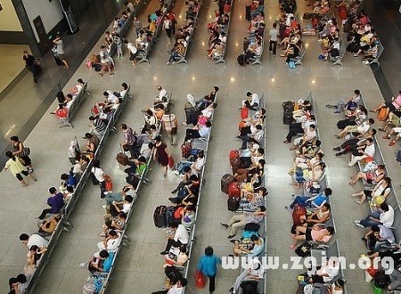 春運候車廳的12星座百態_十二星座