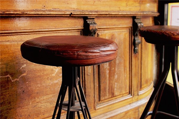 夢到買凳子會是什麼預兆_周公解夢