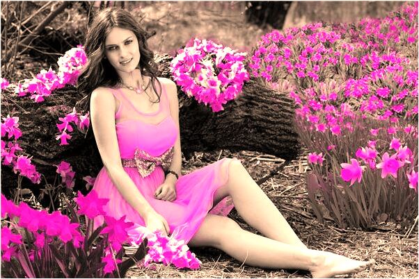 夢到一個女孩抓住我的手腕意味著什麼_周公解夢官網