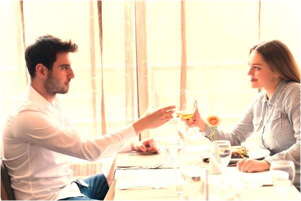 夢到了自己錢包里的錢變少了怎么回事_周公解夢官網