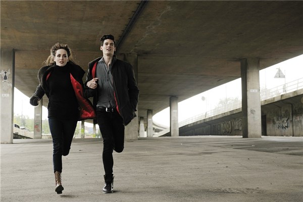 夢到了被東西追是咋回事_周公解夢