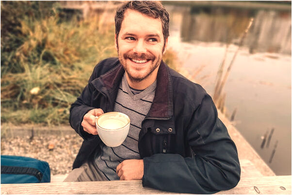 夢見朋友們要求我逃跑會是什麼預兆_周公解夢官網