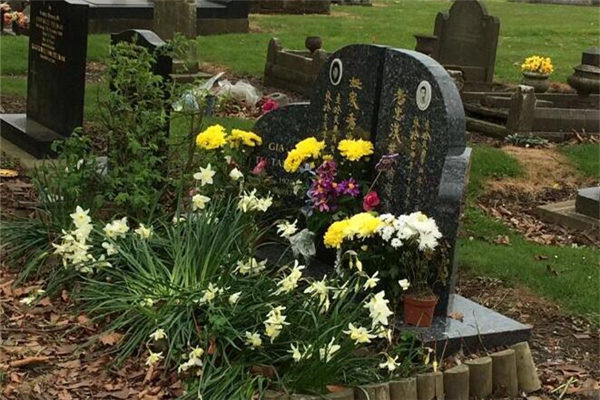 夢到刻墓碑意味著什麼_周公解夢