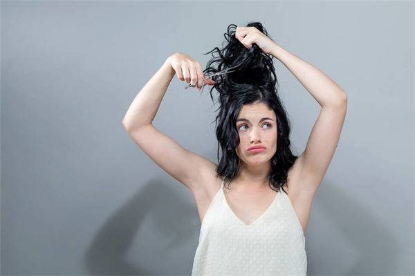 夢見頭髮剪短了_周公解夢