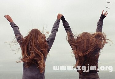 笑起來最美的星座女明星_十二星座