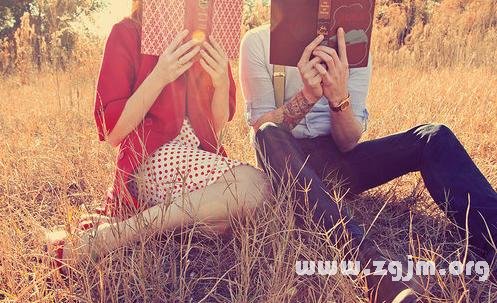 戀愛時能犧牲自由的星座男生_十二星座