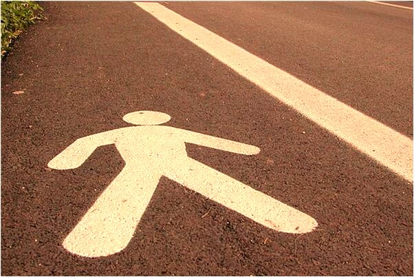 夢見自己右手碗噴血會怎么樣_周公解夢官網