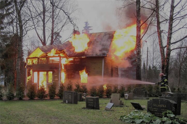 夢到墳地著火有什麼說法_周公解夢