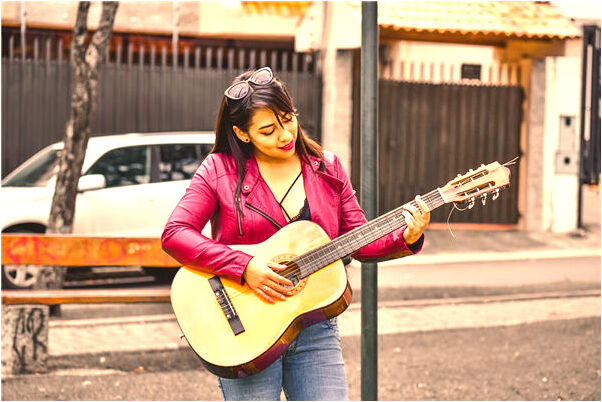 夢到了從頭上把花椒弄下來是什麼意思_周公解夢官網