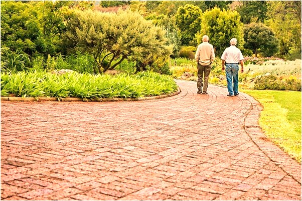 夢見已故的親人死了意味著什麼_周公解夢官網