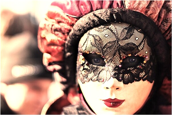 夢到去世的奶奶穿紅衣有什麼意義嗎_周公解夢官網