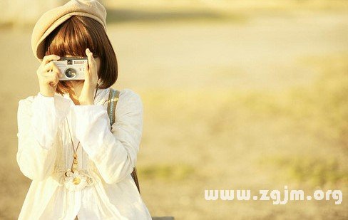 藏在面具下的12星座_十二星座