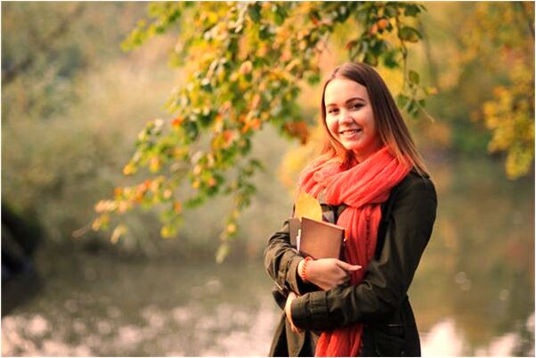 夢見撿到一對花瓶代表著什麼？_周公解夢官網