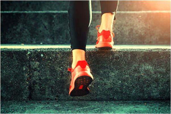 夢見水裡有好多鱷魚意味著什麼_周公解夢官網