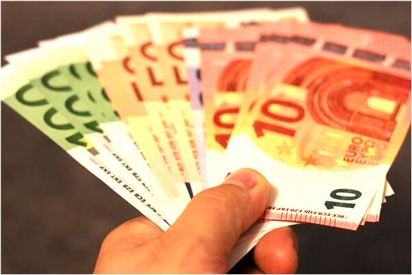 夢見自己在懸崖路上行走有什麼寓意嗎_周公解夢官網