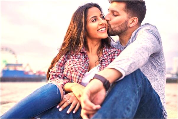 夢見表哥送禮有什麼含義_周公解夢官網