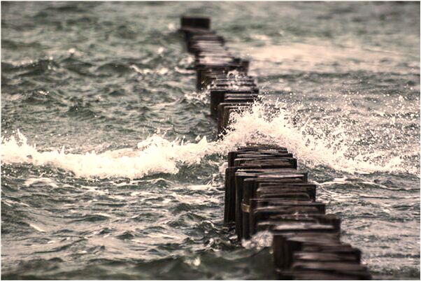 夢到掉了一顆上牙沒出血會有什麼預兆_周公解夢官網