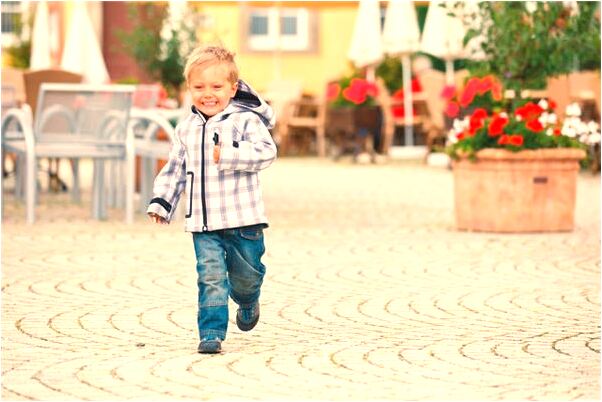 夢到了和老同學一起請老師吃飯有什麼預兆_周公解夢官網