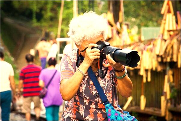 夢到愛你的人騙我錢的預兆_周公解夢官網