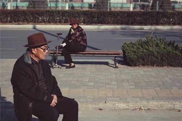 夢到自己的親人去世_周公解夢