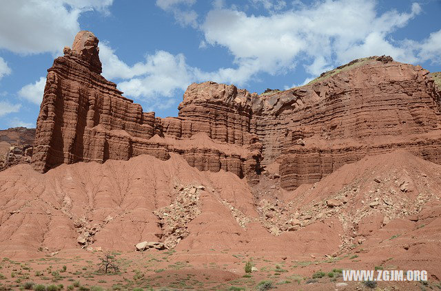 夢見黑夜裡行走_周公解夢夢到黑夜裡行走是什麼意思_做夢夢見黑夜裡行走好不好_周公解夢官網