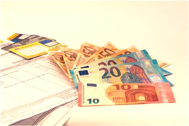 夢到打架拿刀見血有什麼預示嗎_周公解夢官網