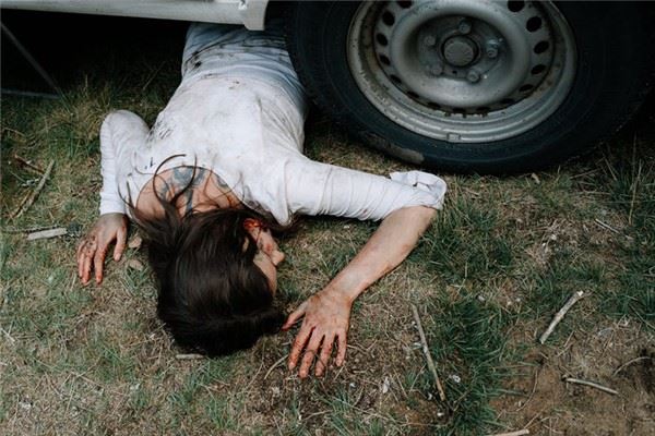 夢到了女朋友車禍代表著什麼？_周公解夢