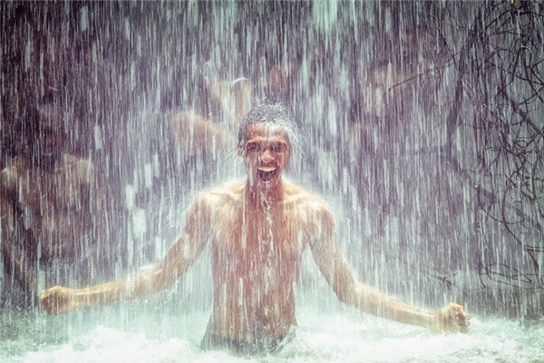 夢到洗澡脫衣服怎麼說_周公解夢