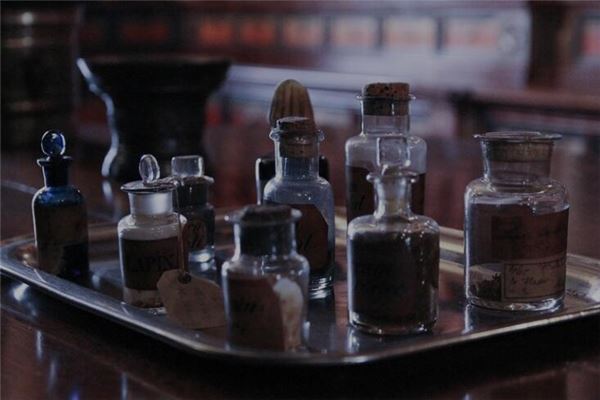 夢見被下藥好不好_周公解夢