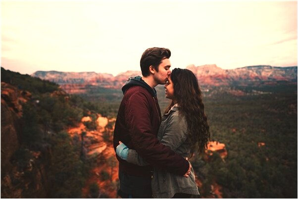 夢見一女孩被高壓電電死有什麼意思嗎_周公解夢官網