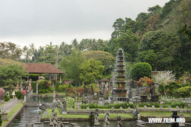 夢見所有人都排斥我_周公解夢夢到所有人都排斥我是什麼意思_做夢夢見所有人都排斥我好不好_周公解夢官網