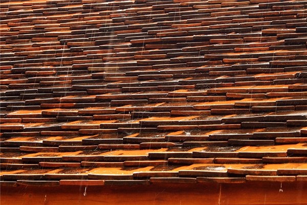 夢見房頂破有什麼預示嗎_周公解夢