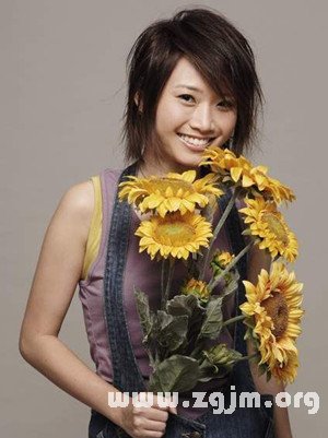 歌手龔詩嘉 龔詩嘉個人資料 龔詩嘉圖片_十二星座