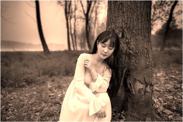 夢見男人抱頭蹲著啥意思_周公解夢官網