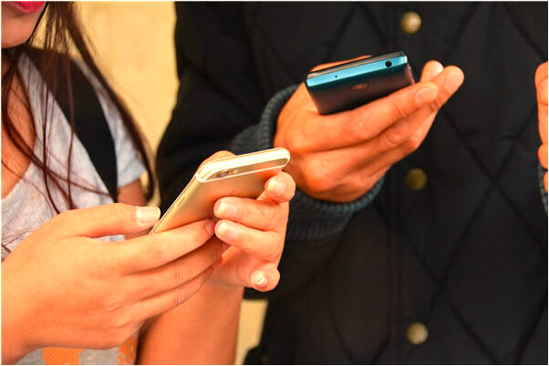 夢到了別人鏟土丟到我頭上什麼預兆_周公解夢官網