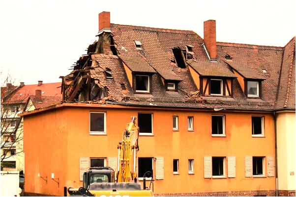 夢見澡堂子洗頭是什麼預兆？_周公解夢官網