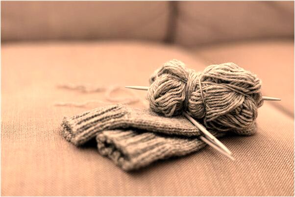 夢到雞蛋在紅色水中有什麼徵兆_周公解夢官網