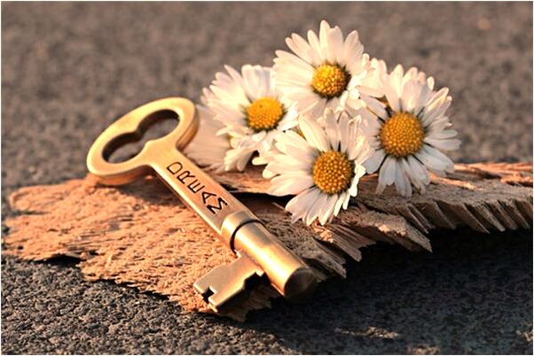 夢到親人出國生小孩是好的徵兆嗎_周公解夢官網