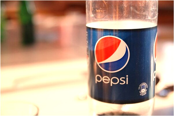 夢到和對象及朋友游泳有什麼含義_周公解夢官網