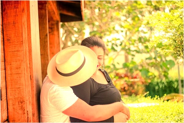 夢到幾隻黃狗其中一隻變鹿意味著什麼_周公解夢官網