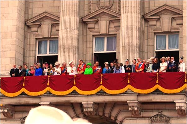 夢到有大量的死蛇是啥意思_周公解夢官網