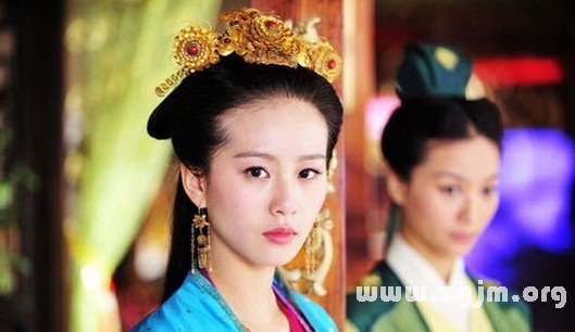 12星座女野蠻時的舉動_十二星座