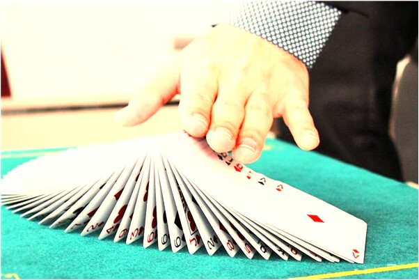 夢到在家找到空錢包的預兆_周公解夢官網