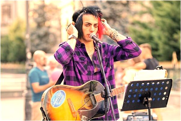 夢見買吃的送給朋友意味著什麼_周公解夢官網