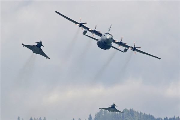 夢到了被攔截是凶兆還是吉兆_周公解夢