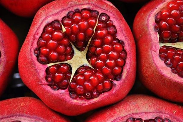 夢見吃石榴是什麼意思_周公解夢