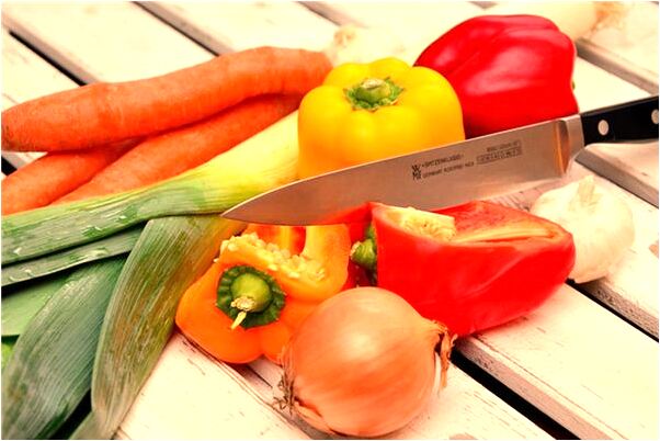 夢見喜歡女生的臉變得很醜是怎么回事_周公解夢官網